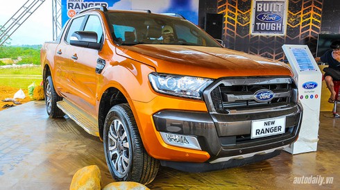 Chi tiết Ford Ranger Wildtrak 2015 đầu tiên có mặt tại Việt Nam - ảnh 1